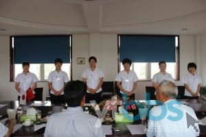 二十年老牌中介 辦理赴日、韓、新勞務留學，工種多、收費少、信譽佳